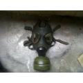 vand masca de gaze + baioneta (130 lei neg. )