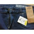Pantaloni Blugi / Jeans Skinny fit, Efect de prespalat, Size 30(T 44), NOI