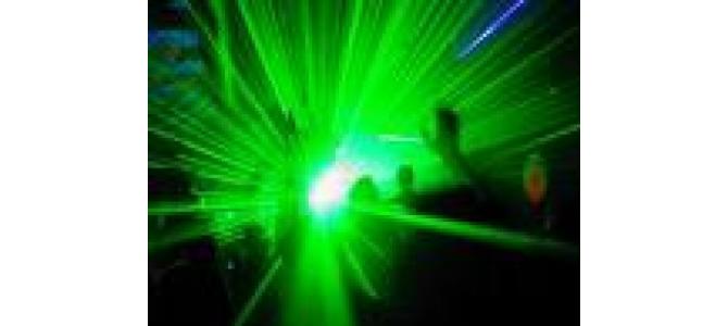 Sonorizare + efecte de lumini,lasere si fum pt. nunti si kefuri