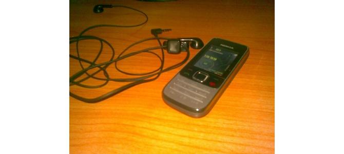 Nokia 2730 ... nou .. de 2 sapt 0 ore vorbite