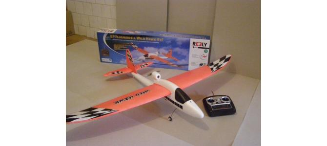 Super Avion Elektrosegler Wild Hawk RTF, radiocomanda, lungime 1380 mm, latime 889 mm, greutate 478