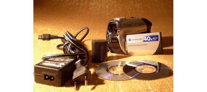 Camera video Sony Handycam DCR-DVD106 ,330 Ron