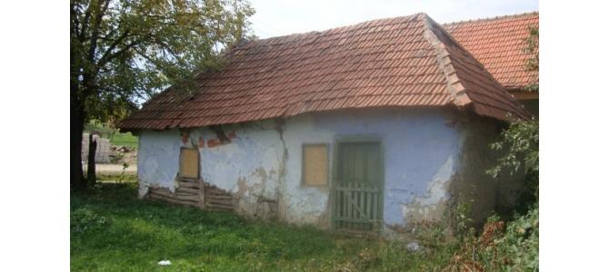 Vand casa cu 2 cam in Sat Serghis+1HA PADURE FAG