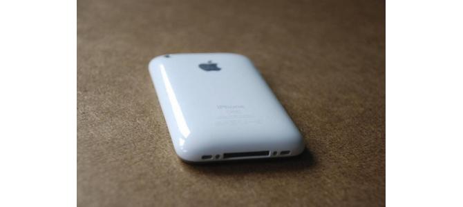 Vand Iphone 3gs 32GB Neverlocked White - 500 LEI