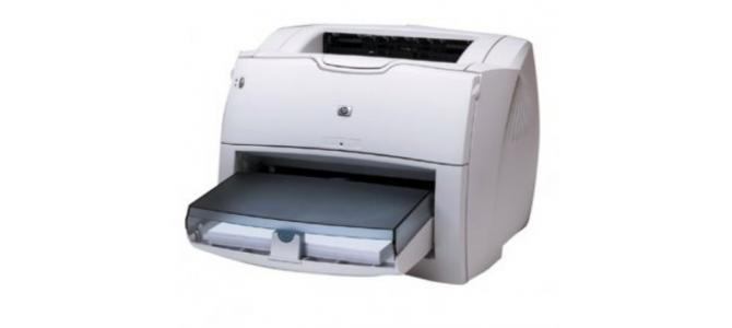 Imprimanta laser HP LaserJet 1300 Pret: 149 Lei