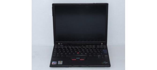 Laptop IBM ThinkPad X40 Pentium M 1.5GHz 1GB DDR HDD 40GB Pret: 535 Lei