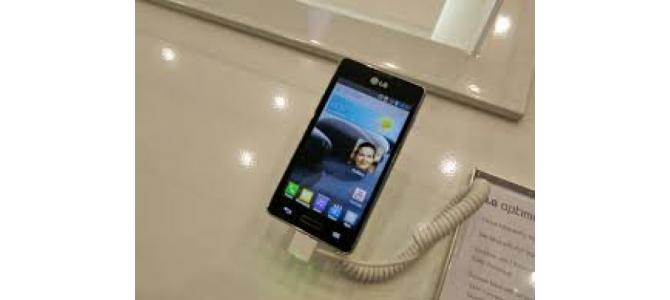 LG L5 E610, Ecran 4", Android, Wireless, 5Mp etc.. 299lei