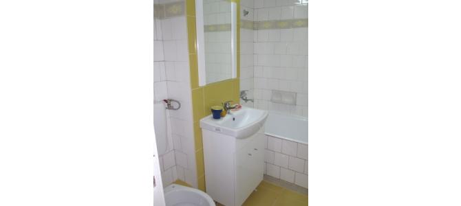 Apartament 3 camere et1/4 Mobilat+ Utilizat - 175 EURO Oradea
