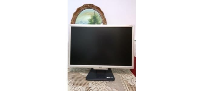 Vand Monitor Acer 22 inch