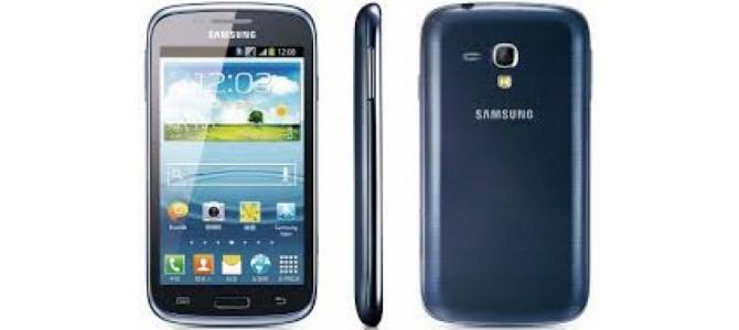 Vand telefon Samsung Galaxy I9082.