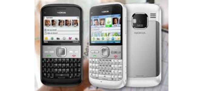 Vand telefon Nokia e5.