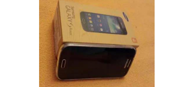 Vand telefon Samsung S4 Mini