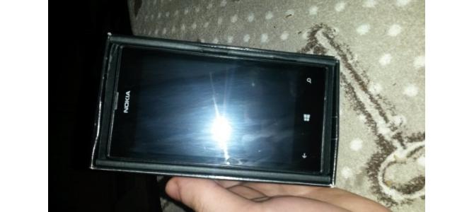 Vand Nokia Lumia 520 black Nou 200lei neg!!!