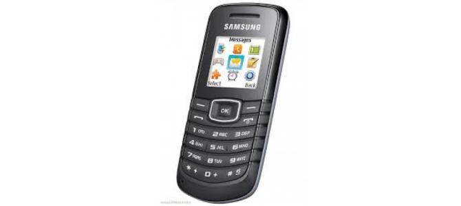 Vand telefon Samsung e1800.
