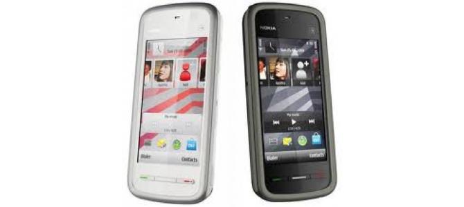 Vand telefon Nokia 5230.