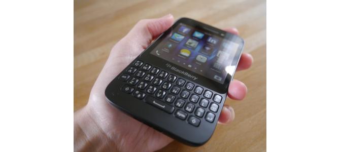 Blackberry Q5 Black - 300