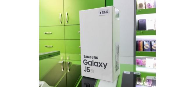Samsung Galaxy J5 2016 Black nou sigilat - 850lei