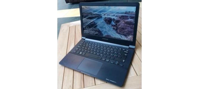 Laptop Samsung 905S 13,3" AMD A6 Quad Core 1.4GHz| Radeon HD 8250 2GB| 4GBDDR3| SSD 128 GB| Win10