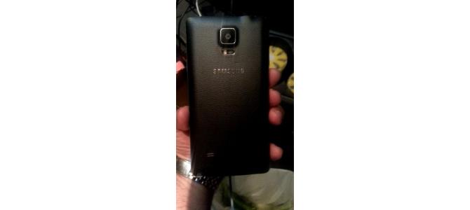 Samsung galaxy Note 4 Black .Pret900ron