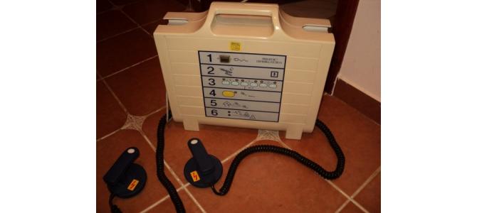 vand defibrilator medical profesional primedic metrax /