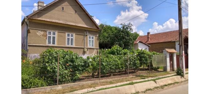 Vând / Schimb  casa în  Târgusor-Bihor