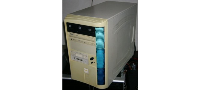 Unitate PC Athlon 64 3800+, 2400 MHz| 2 GBRAM|80 GBHDD| ATI X700| DVD±RW| Win7 [ 250 Lei ]