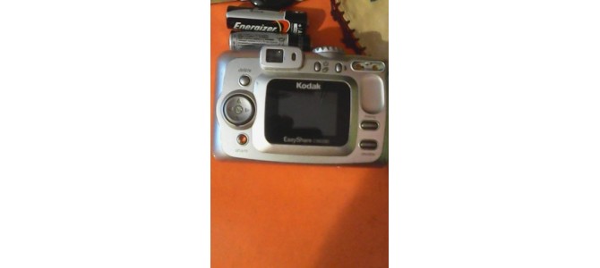 Vand aparat foto Model:Kodak EasyShare CX6330