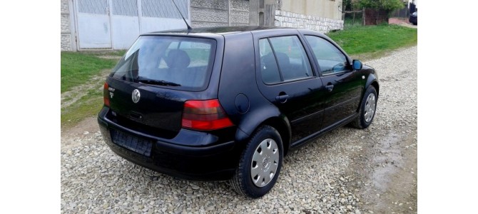 Volkswagen Golf 4  An 2002  EURO 4